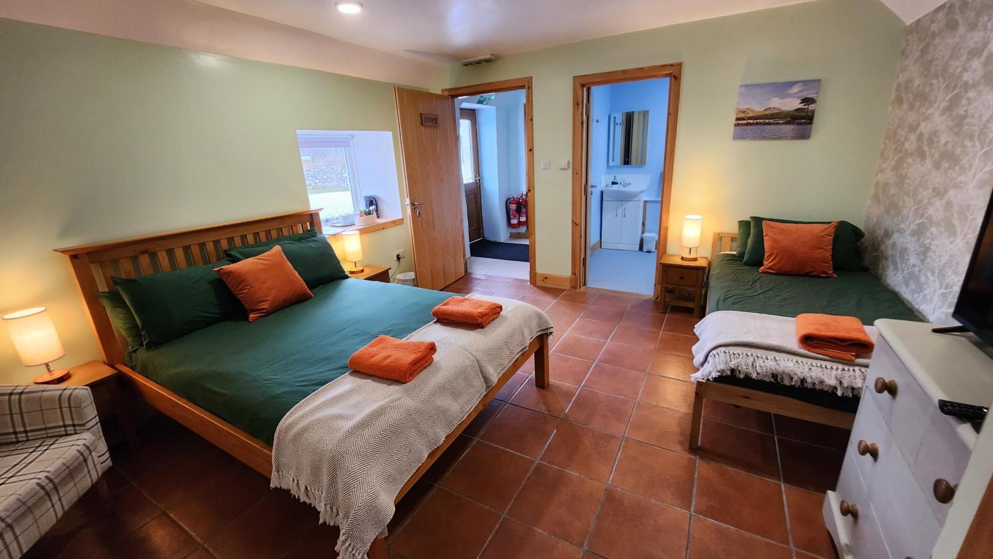 Inchnadamph Explorers Lodge 외부 사진
