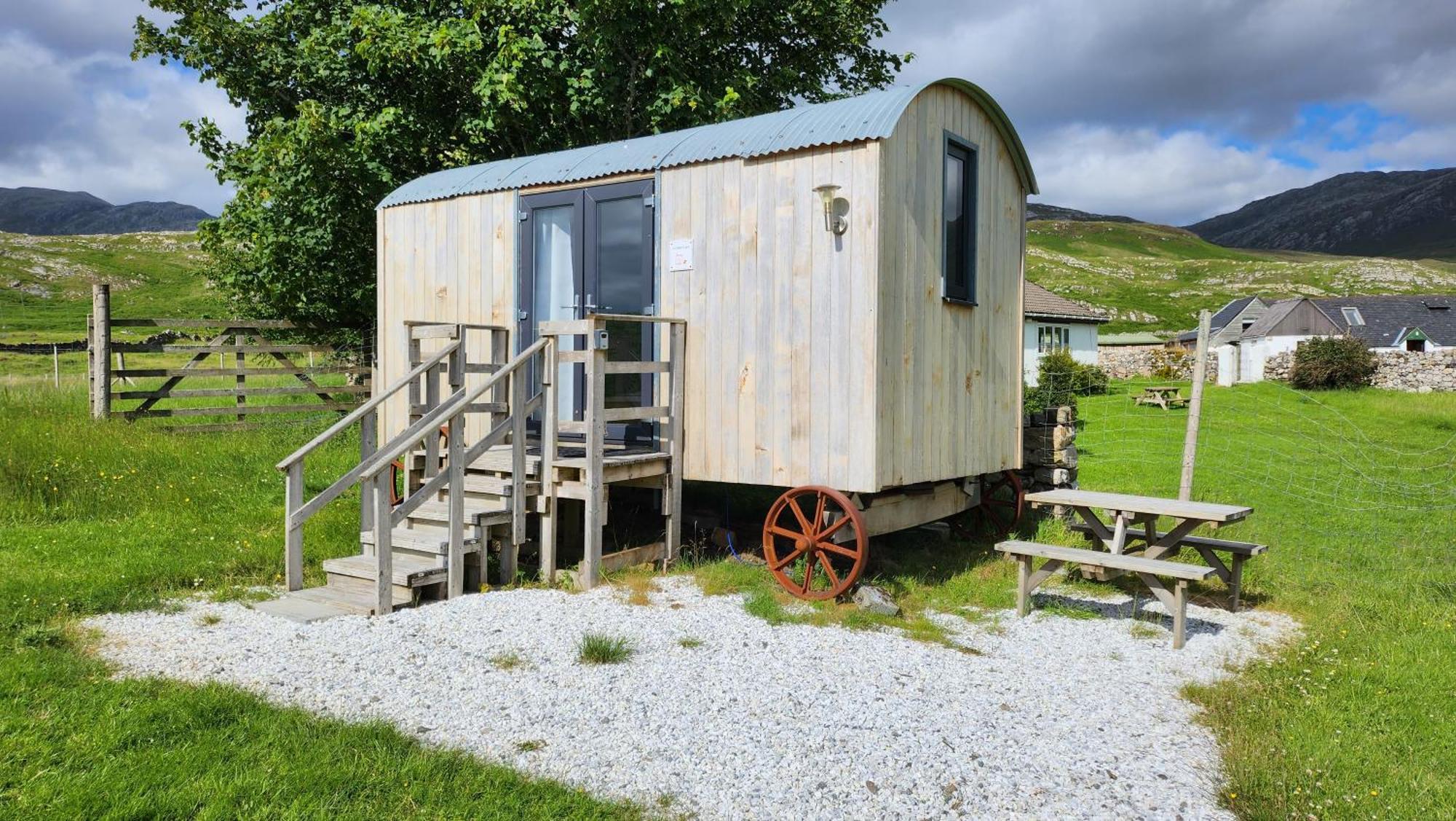 Inchnadamph Explorers Lodge 외부 사진