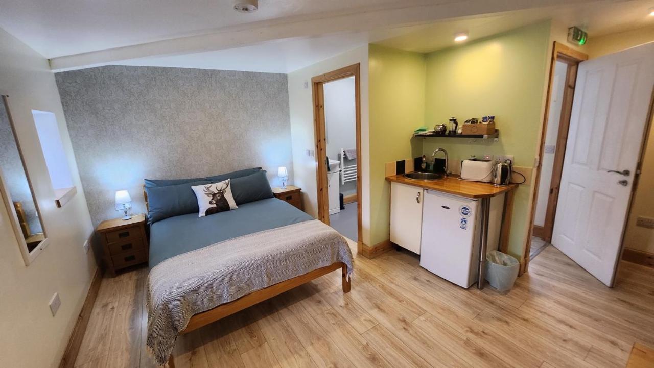 Inchnadamph Explorers Lodge 외부 사진