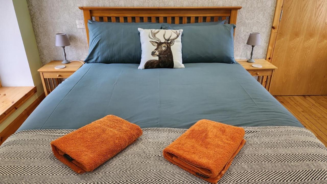 Inchnadamph Explorers Lodge 외부 사진