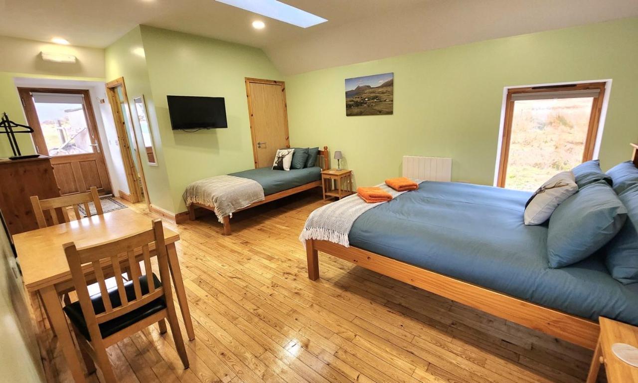 Inchnadamph Explorers Lodge 외부 사진